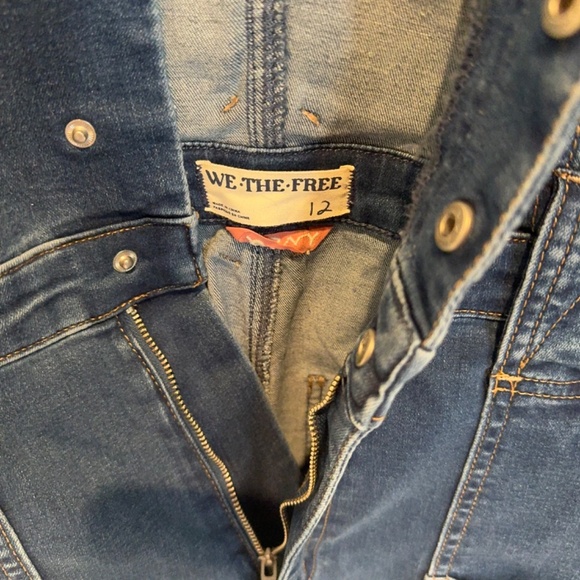 FREE PEOPLE Crvy Hyde Park Flare Leg JUMPSUIT Size 12 Blue Stretch Denim NEW - Picture 6 of 6